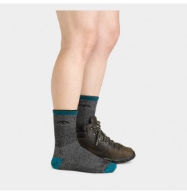 DARN TOUGH SOCKS Women's Mountaineering Micro Crew Heavyweight Hiking Sock
